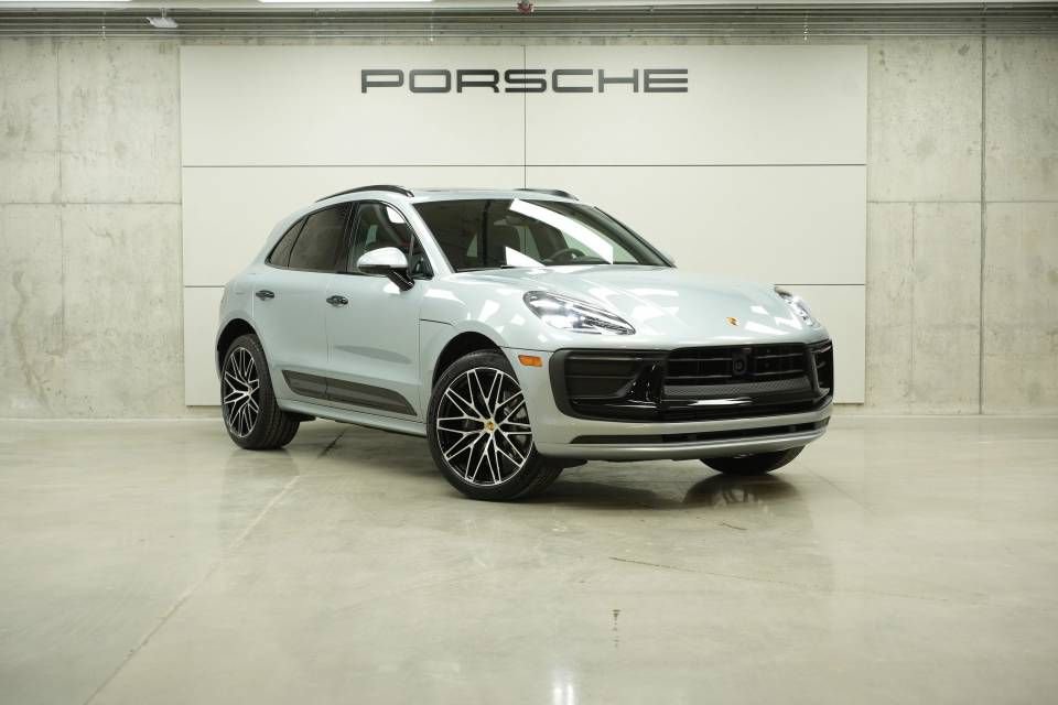 New 2026 Porsche Macan Turbo AWD/4WD image 9
