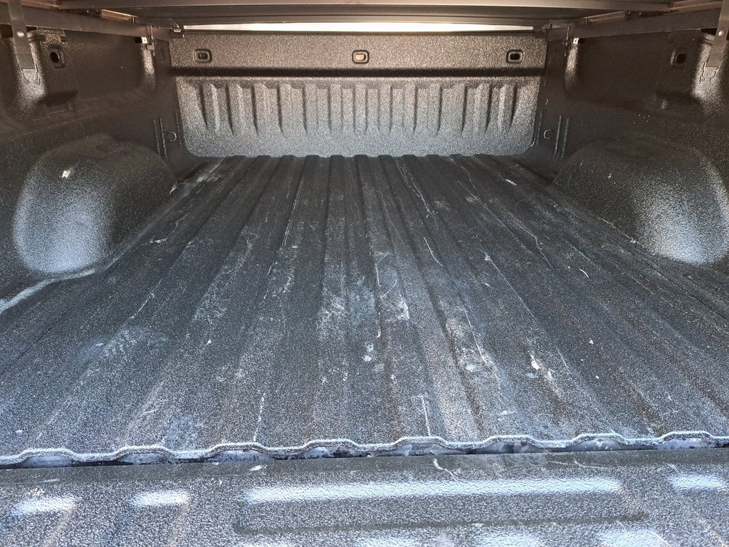 Used 2018 Chevrolet Silverado 1500 LT w/ All Star Edition image 29