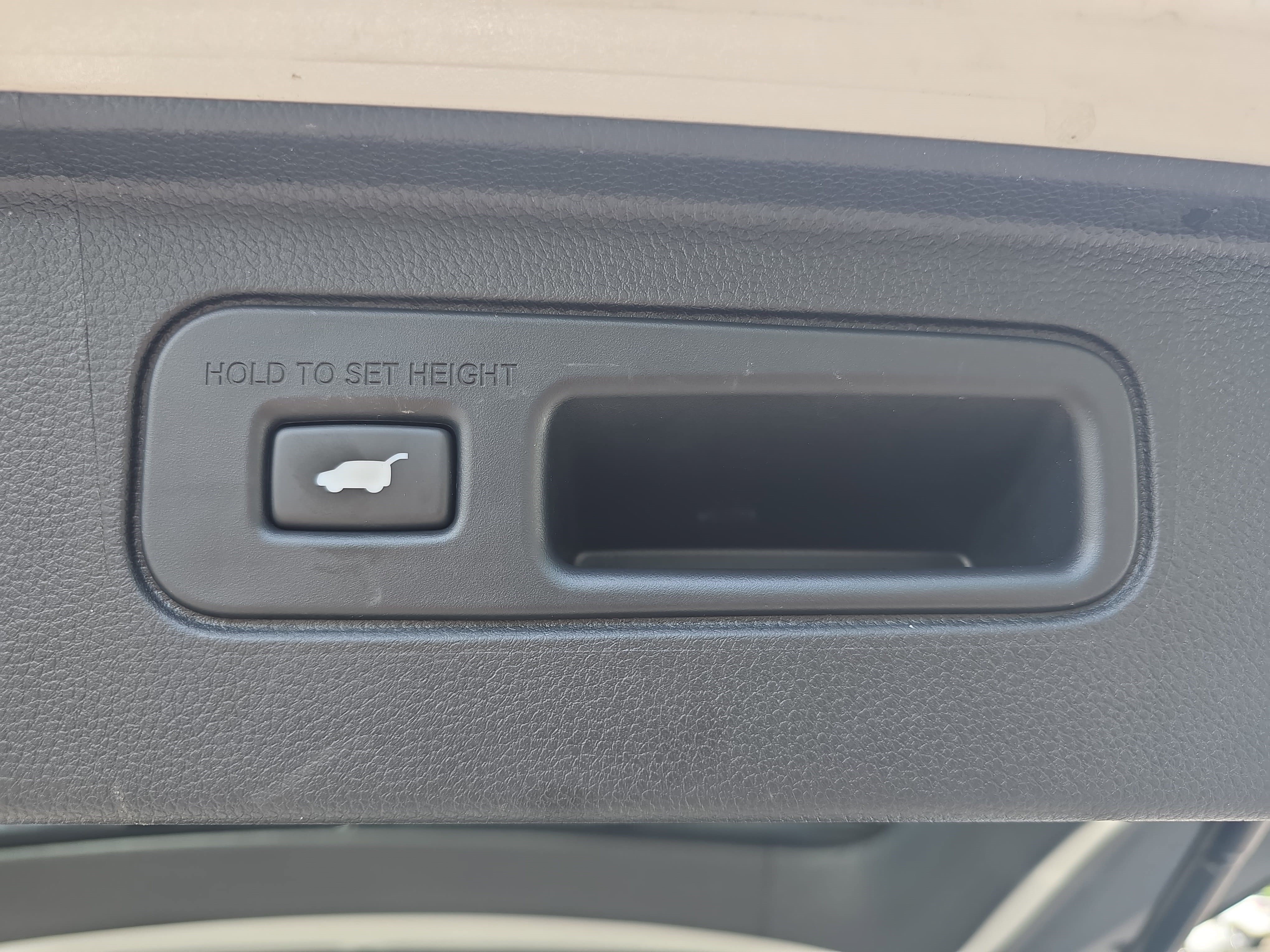 Used 2025 Honda Pilot Black Edition image 14