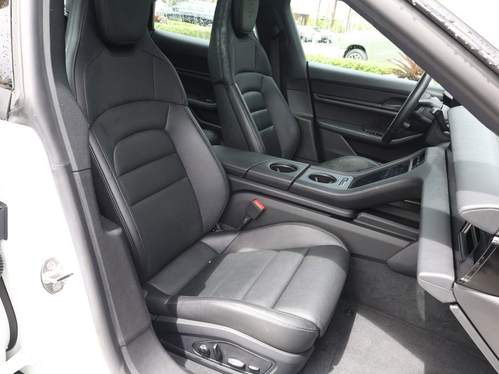 Used 2020 Porsche Taycan 4S w/ Premium Package image 22