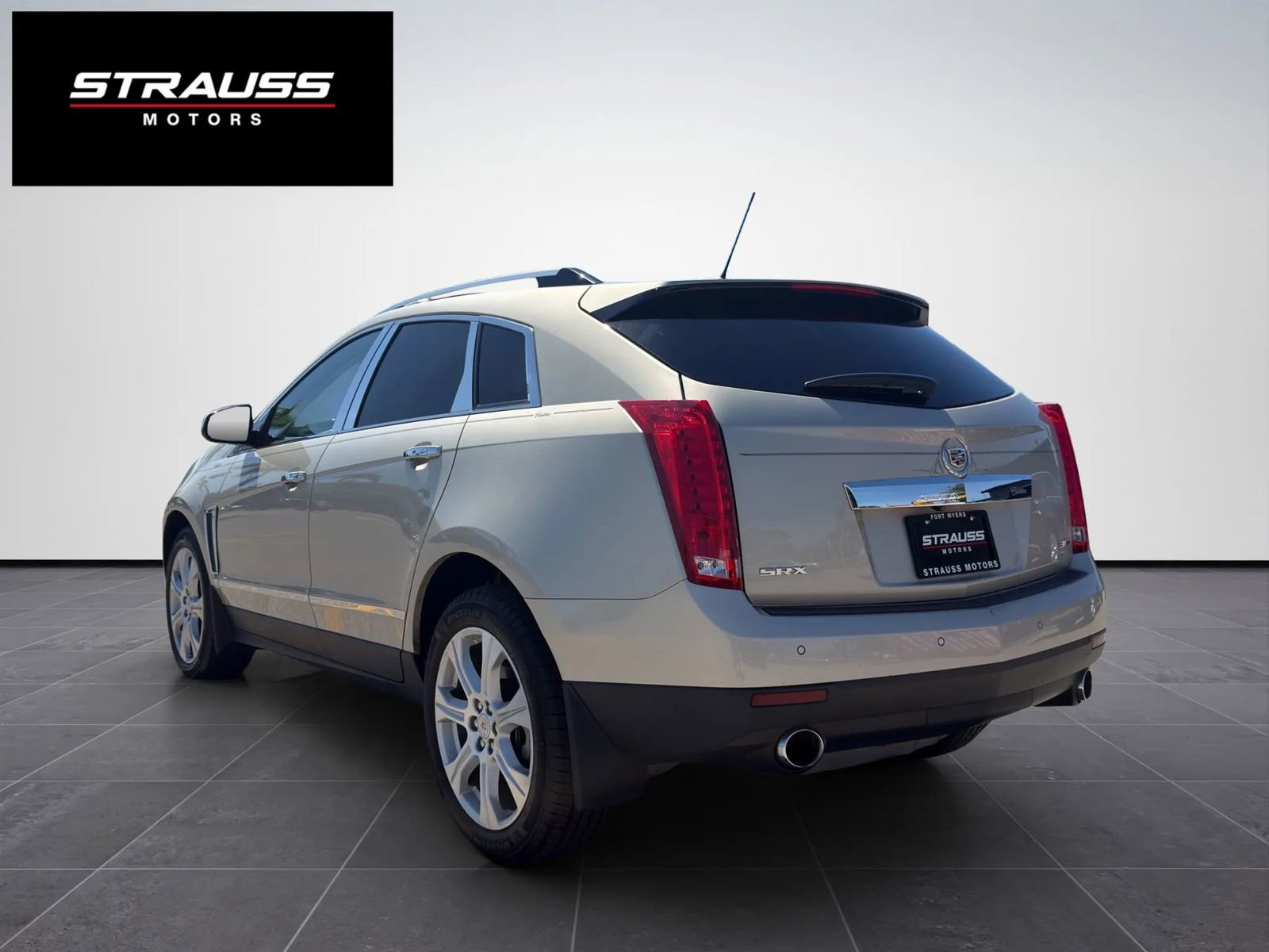 Used 2016 Cadillac SRX Premium FWD image 7