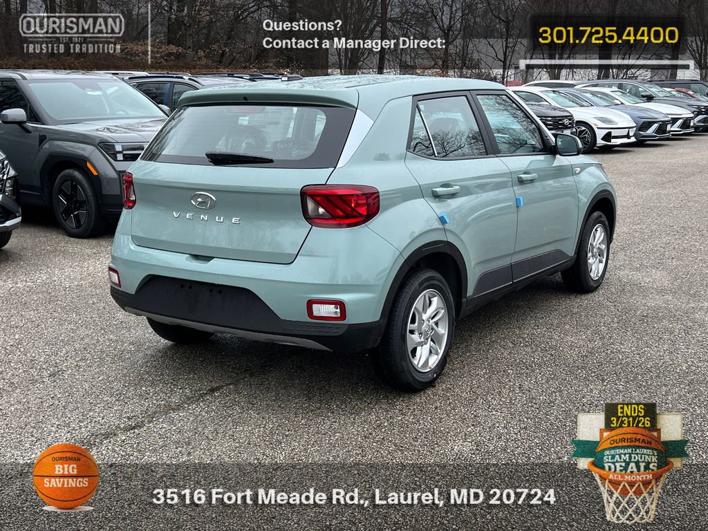 New 2026 Hyundai Venue SE image 2
