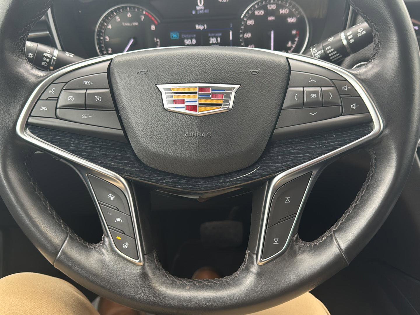 Used 2024 Cadillac XT5 Premium Luxury image 14