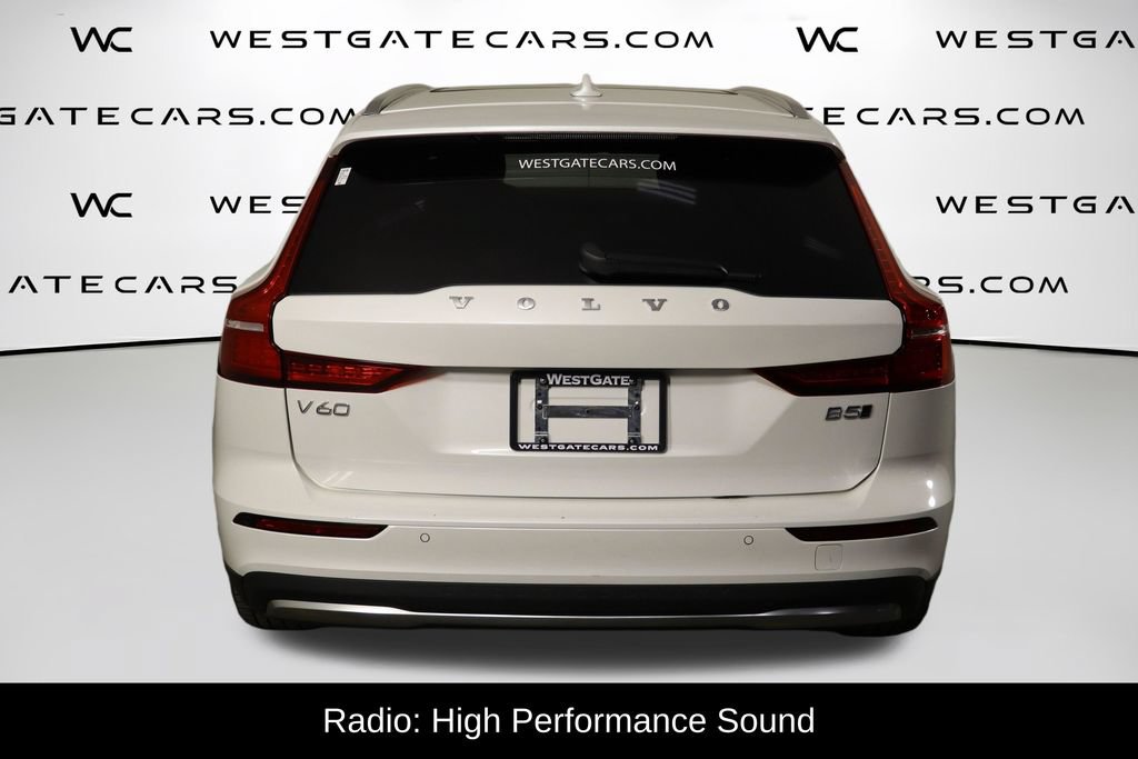 Used 2026 Volvo V60 B5 Cross Country Plus AWD/4WD image 4