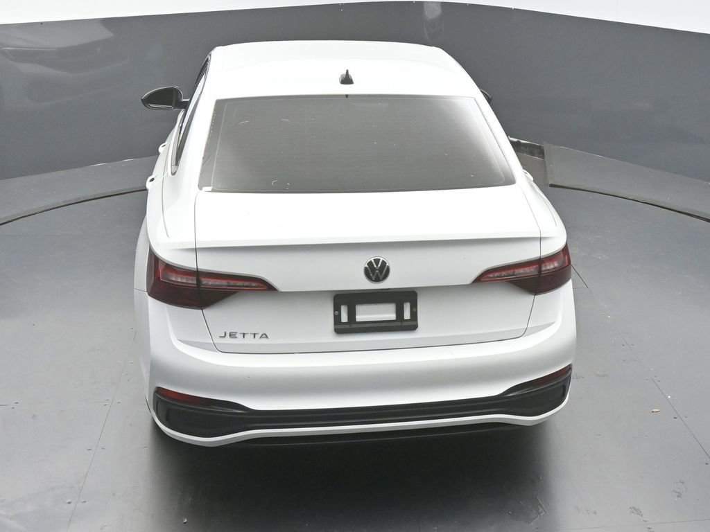 Used 2023 Volkswagen Jetta Sport image 43