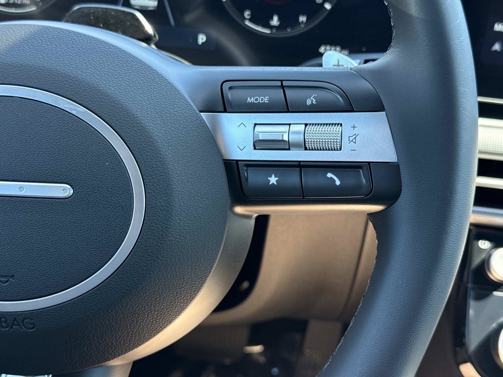 Certified 2025 Hyundai Santa Cruz XRT AWD/4WD image 9