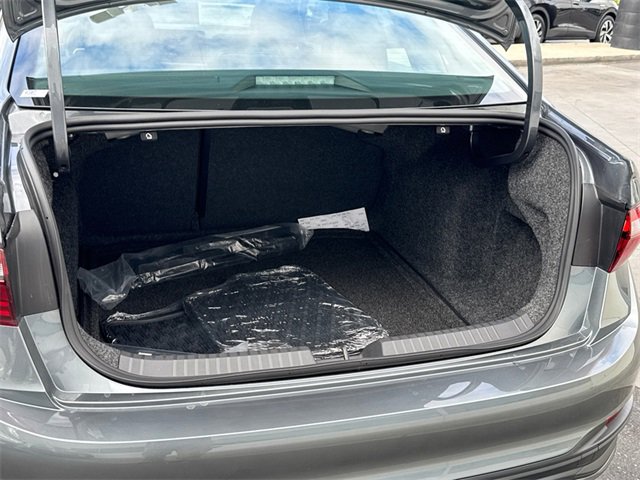 New 2025 Volkswagen Jetta SE image 13