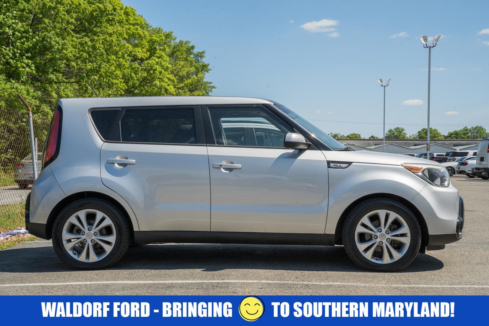 Used 2016 Kia Soul + w/ Primo Package FWD image 4