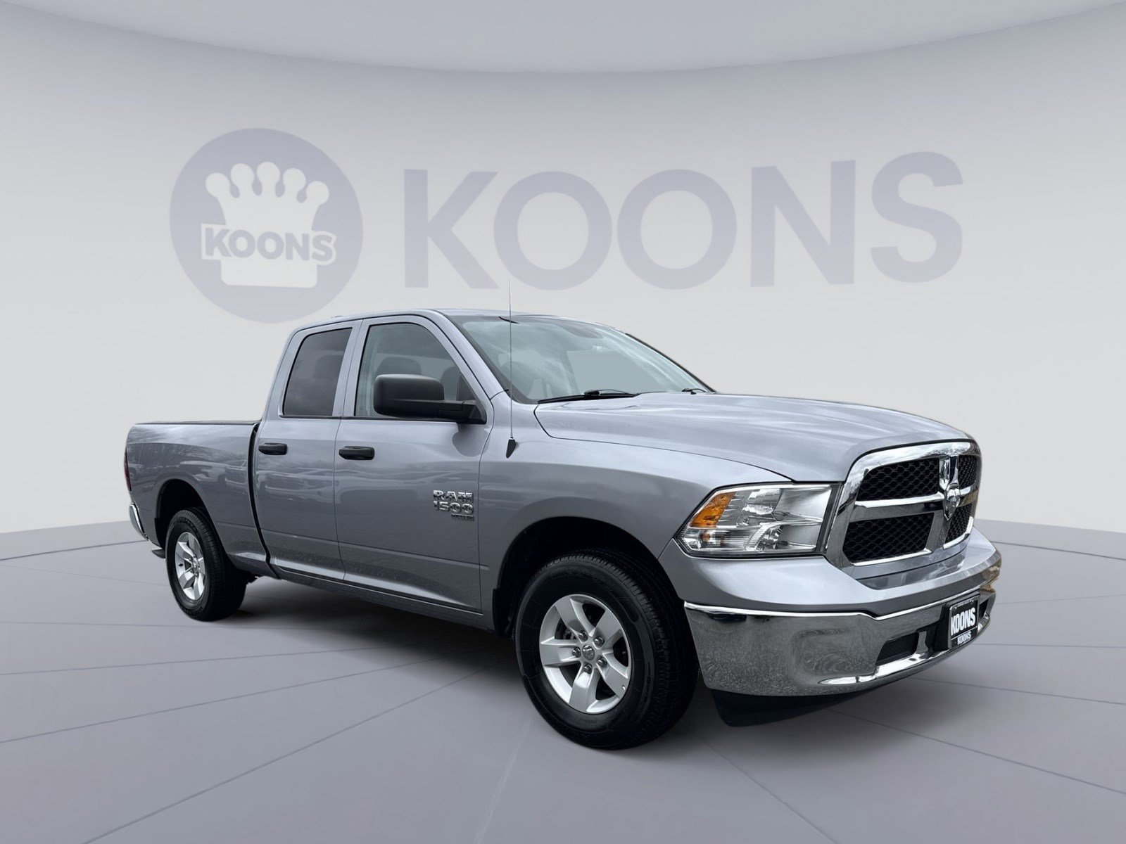 Used 2024 RAM 1500 Classic SLT image 10