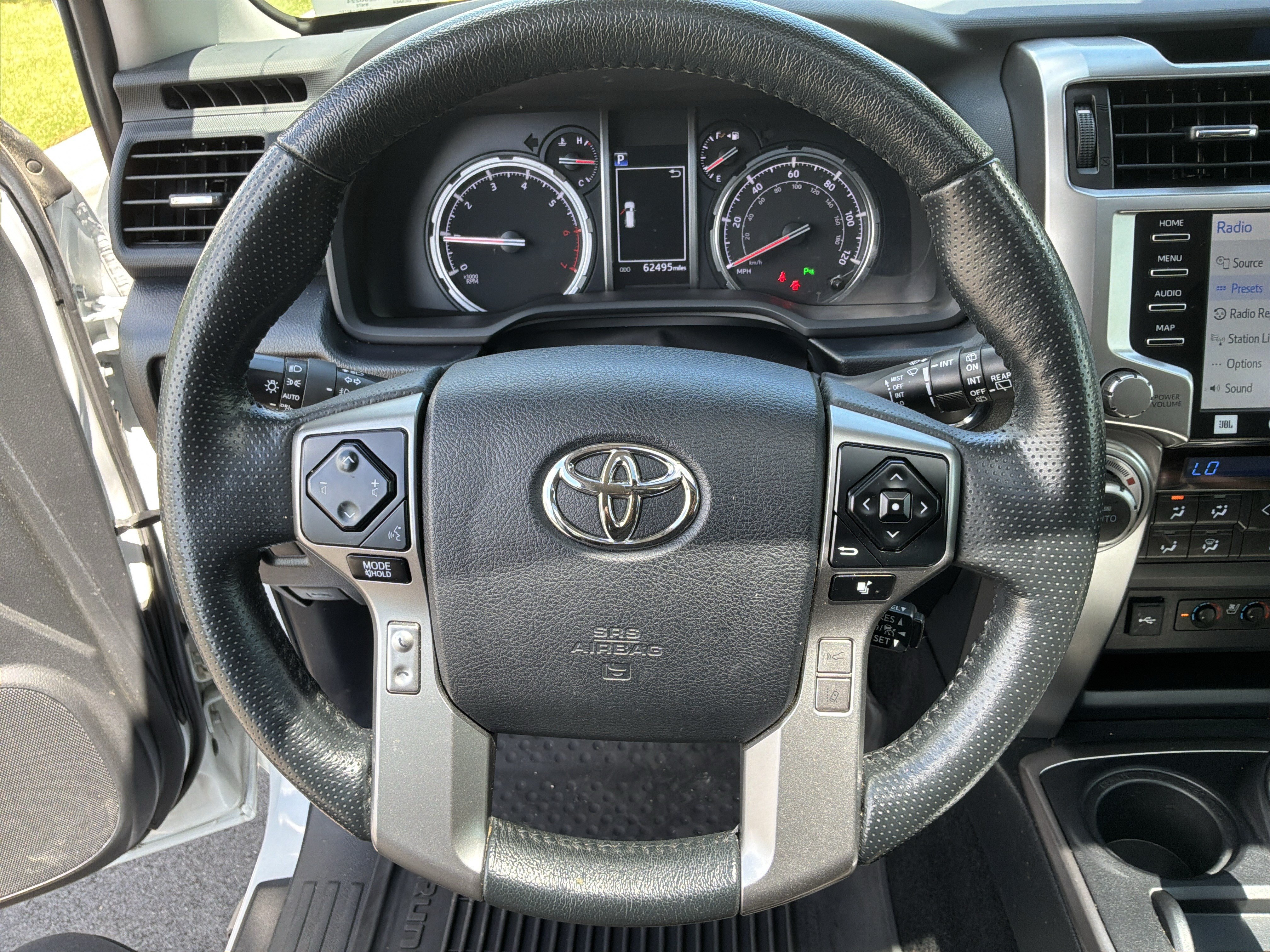 Used 2024 Toyota 4Runner Limited AWD/4WD image 18
