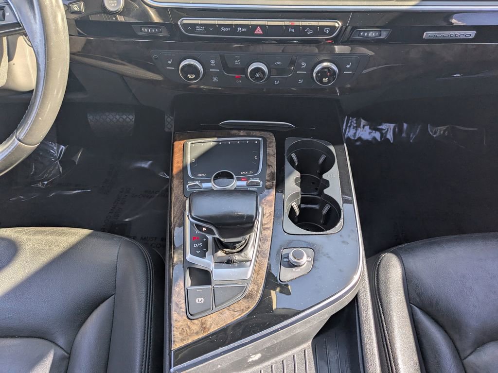 Used 2017 Audi Q7 3.0T Premium Plus image 6