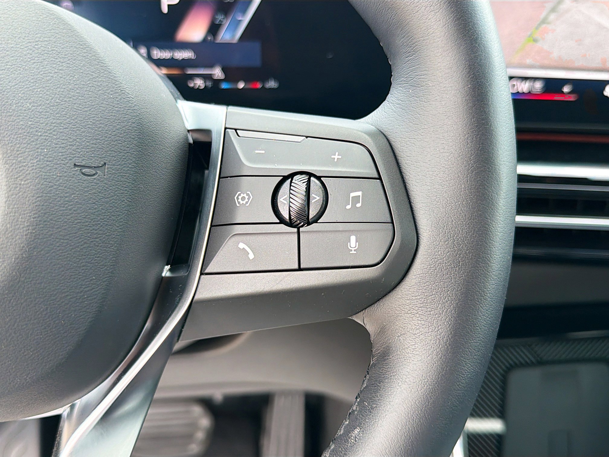 Used 2026 BMW X1 xDrive28i image 38