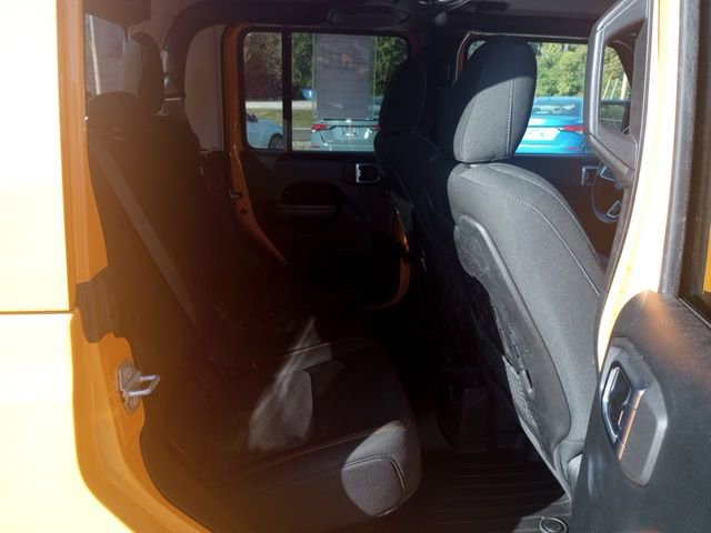 Used 2021 Jeep Gladiator Mojave w/ Safety Group image 14