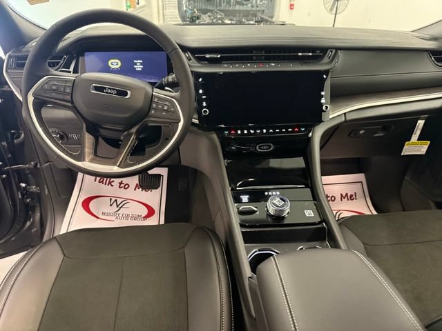 New 2026 Jeep Grand Cherokee L 4WD image 15