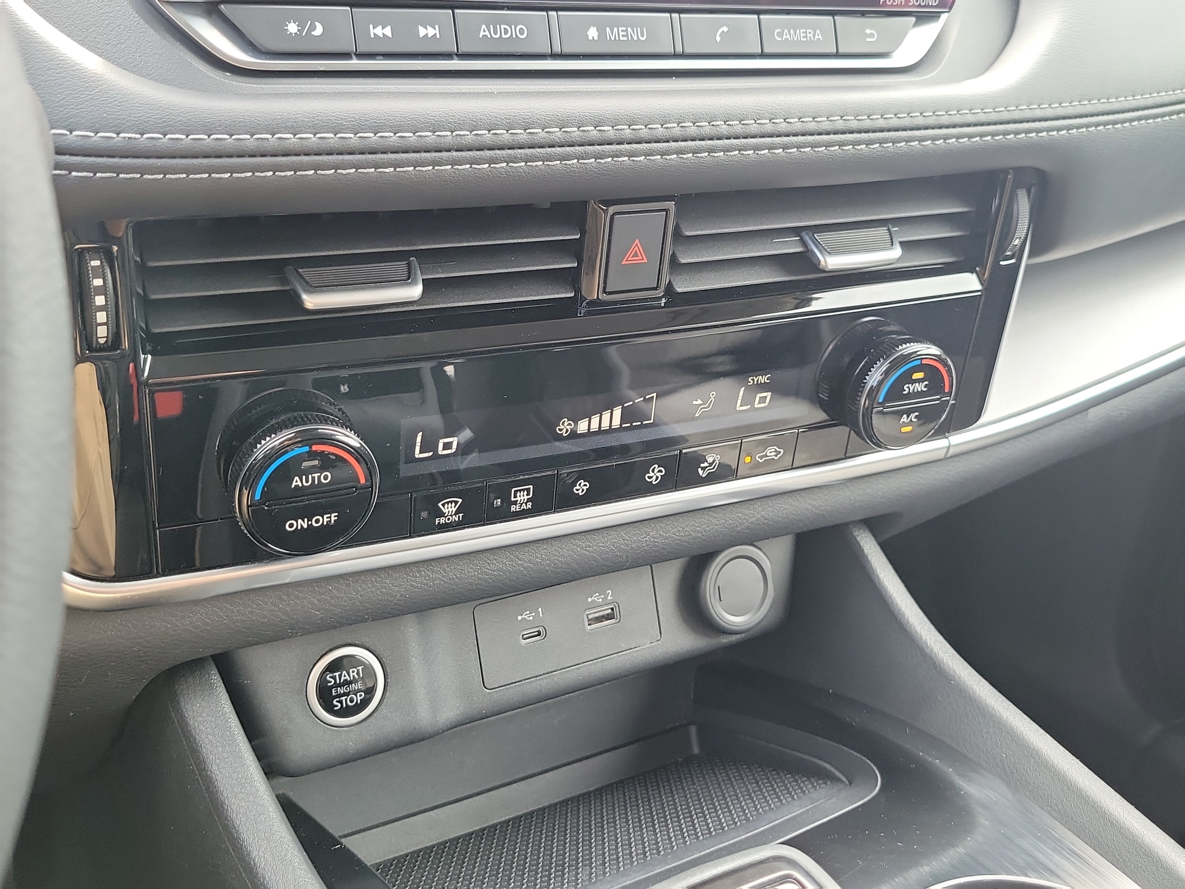 Used 2022 Nissan Rogue SV FWD image 31