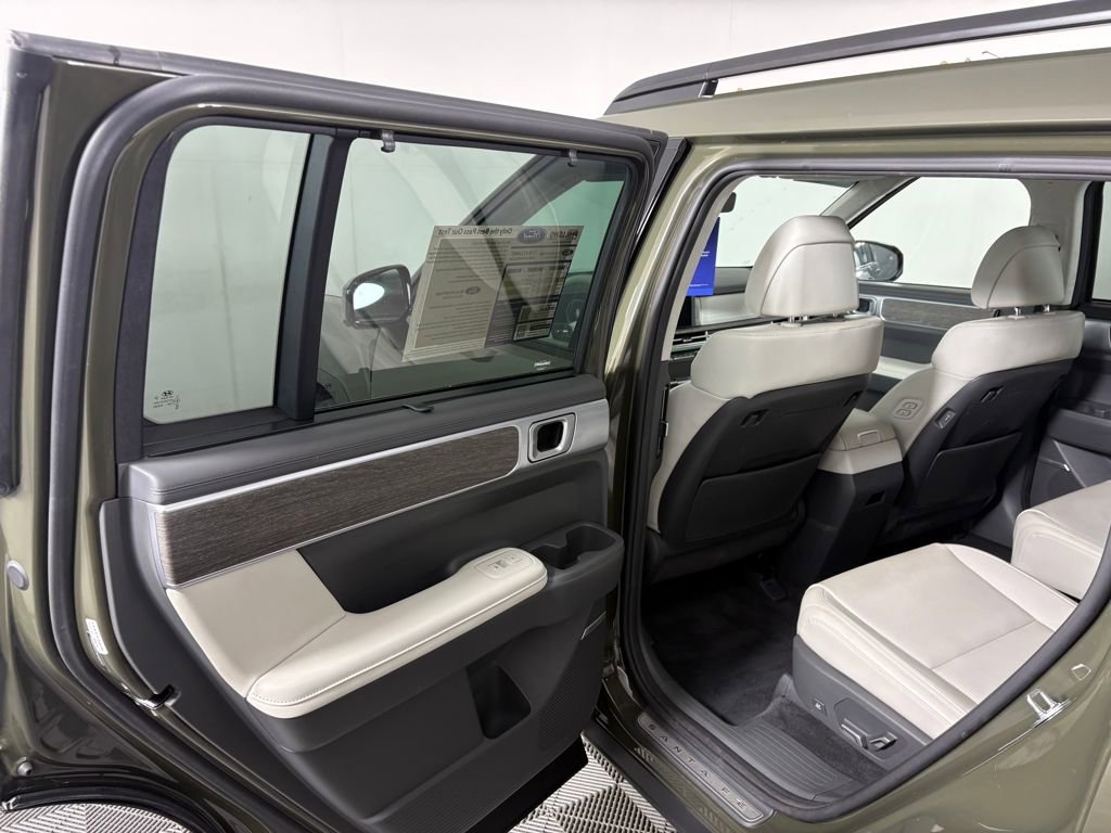 Used 2024 Hyundai Santa Fe Calligraphy image 28
