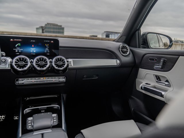 Certified 2023 Mercedes-Benz GLB 250 4MATIC image 22