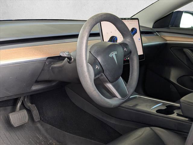 Used 2022 Tesla Model 3 RWD image 2