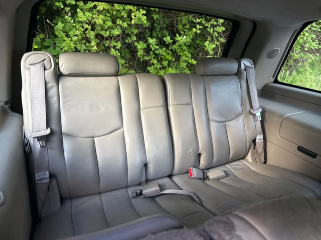 Used 2003 Cadillac Escalade AWD image 11