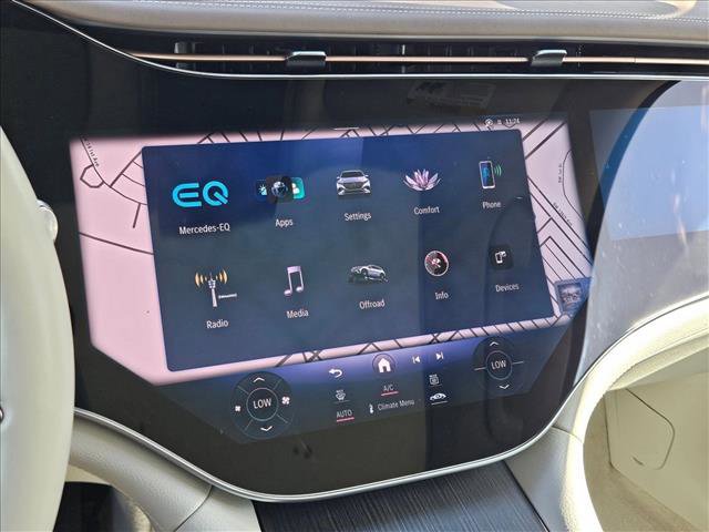 Used 2023 Mercedes-Benz EQS 580 4MATIC SUV image 16