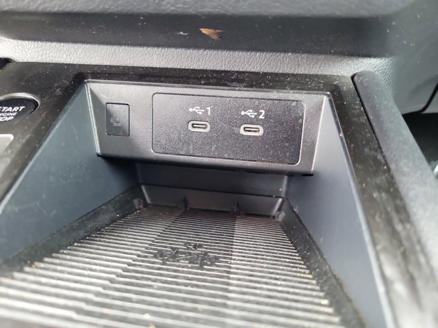Used 2025 Nissan Kicks SV FWD image 28