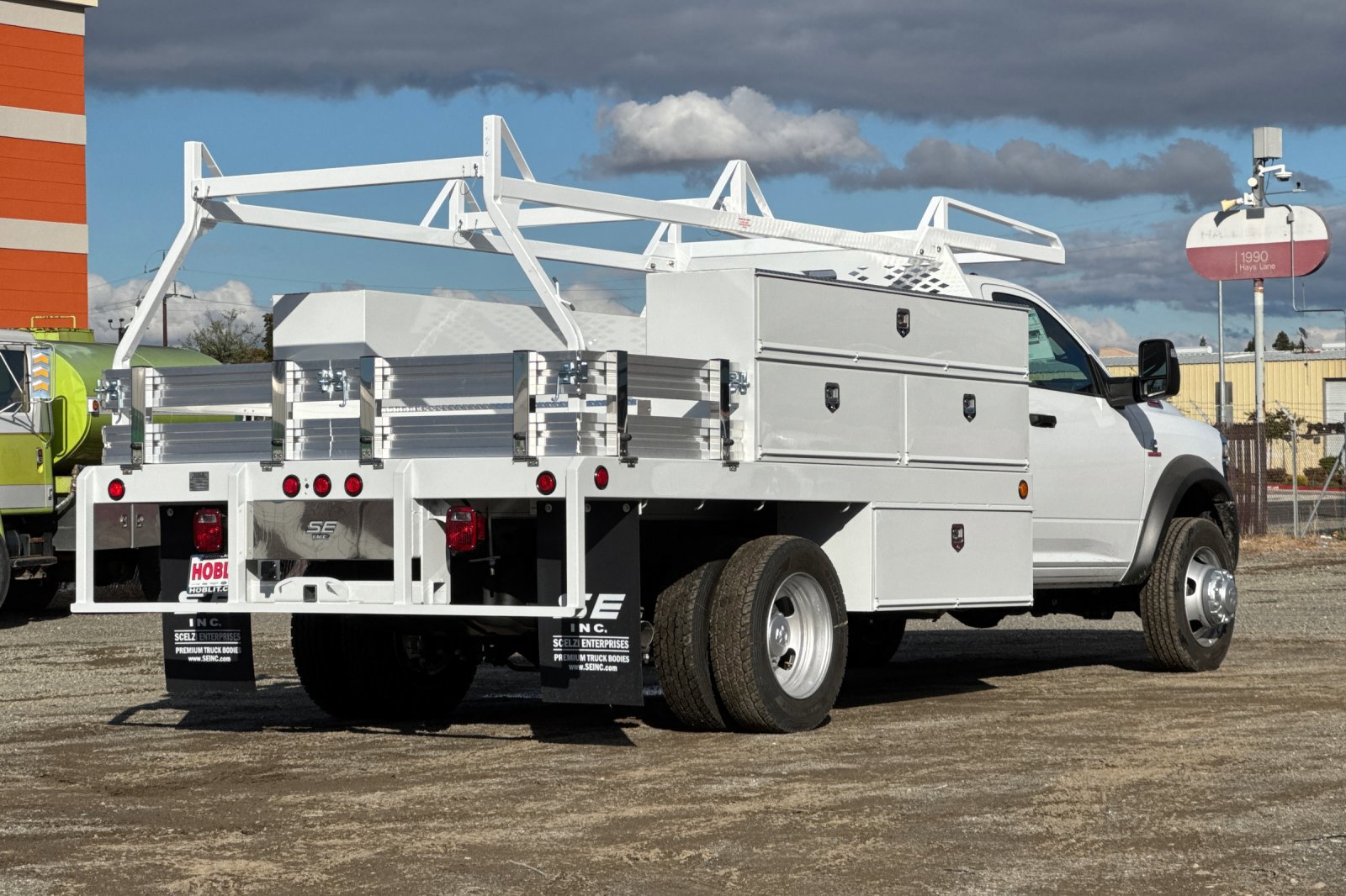 New 2025 RAM 5500 Tradesman image 3