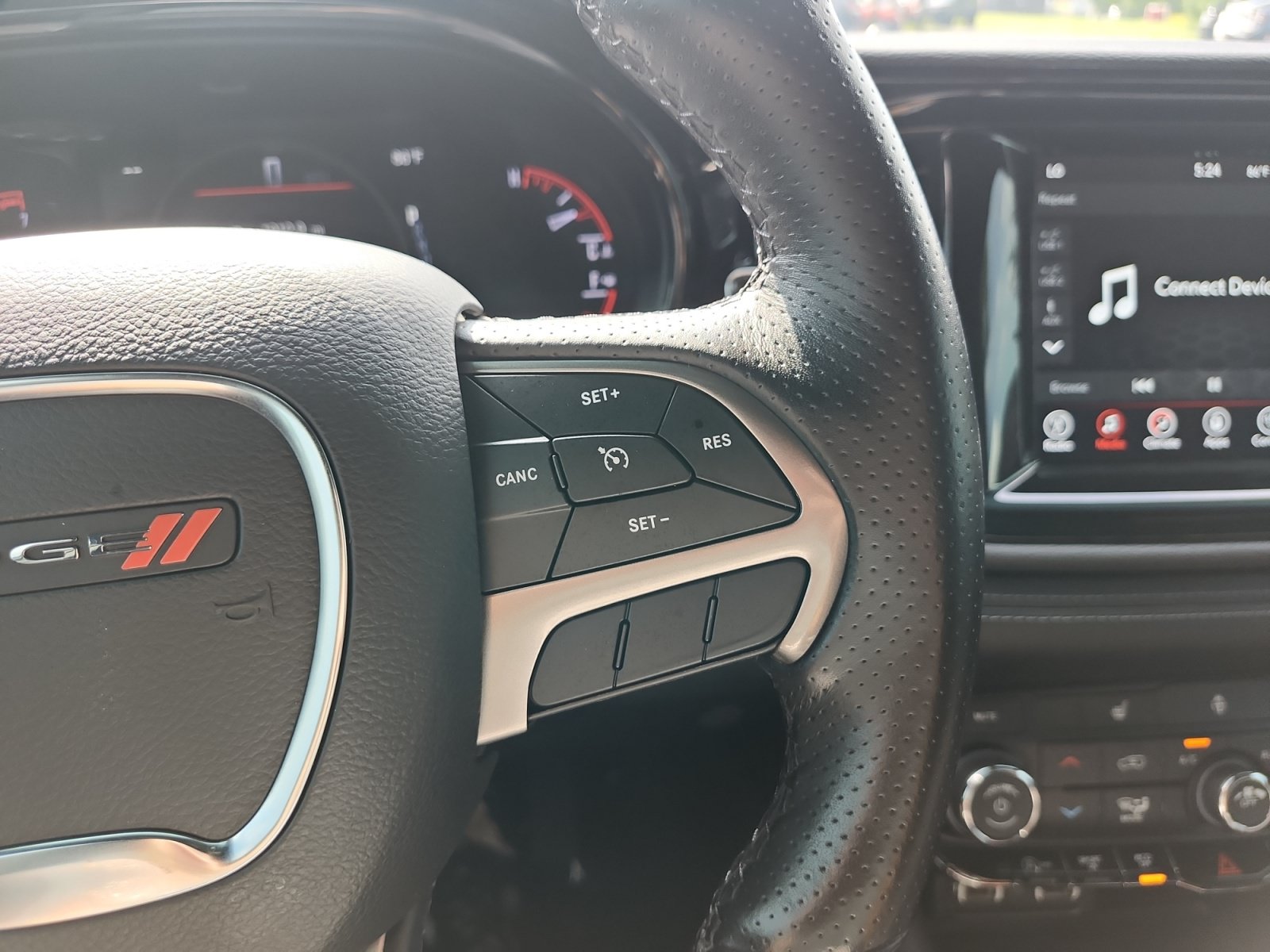 Used 2023 Dodge Durango SXT w/ SXT Blacktop Group AWD/4WD image 23