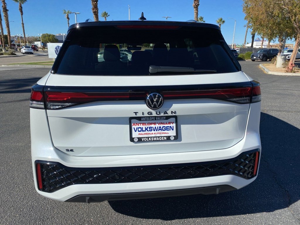 New 2026 Volkswagen Tiguan SE R-Line image 6