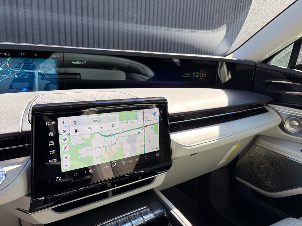 New 2026 Lincoln Nautilus Reserve AWD/4WD image 37