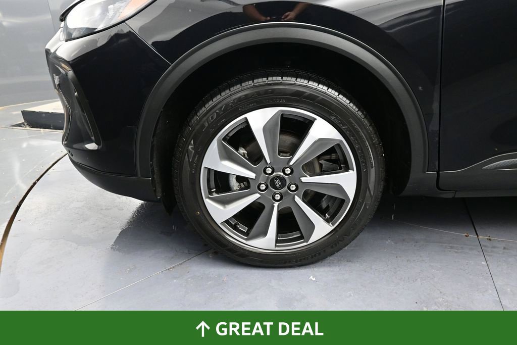 Used 2024 Ford Escape Platinum AWD/4WD image 15