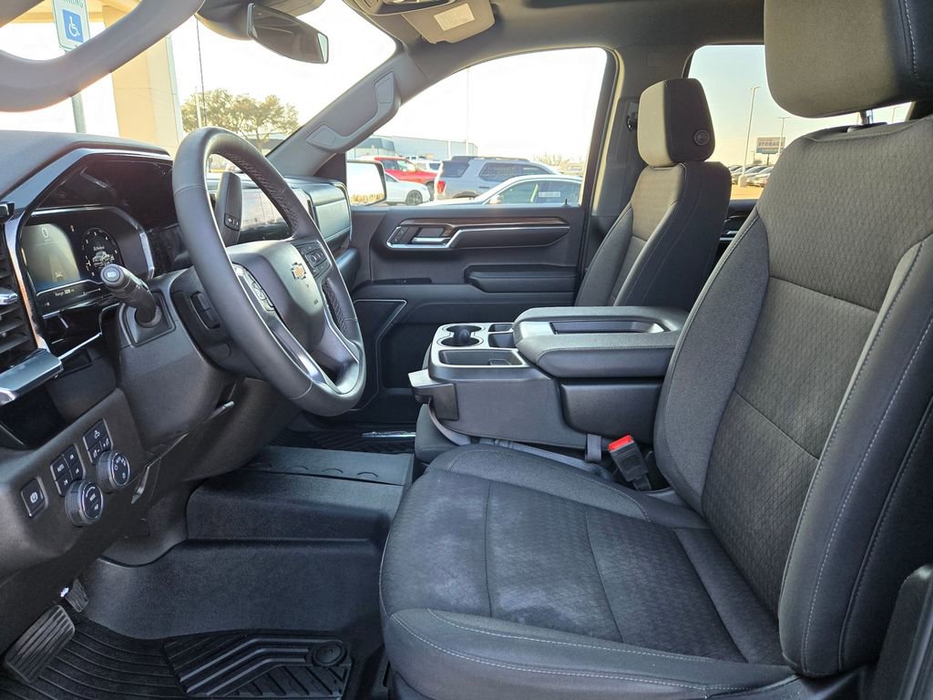 Used 2023 Chevrolet Silverado 1500 LT w/ Z71 Off-Road Package image 9