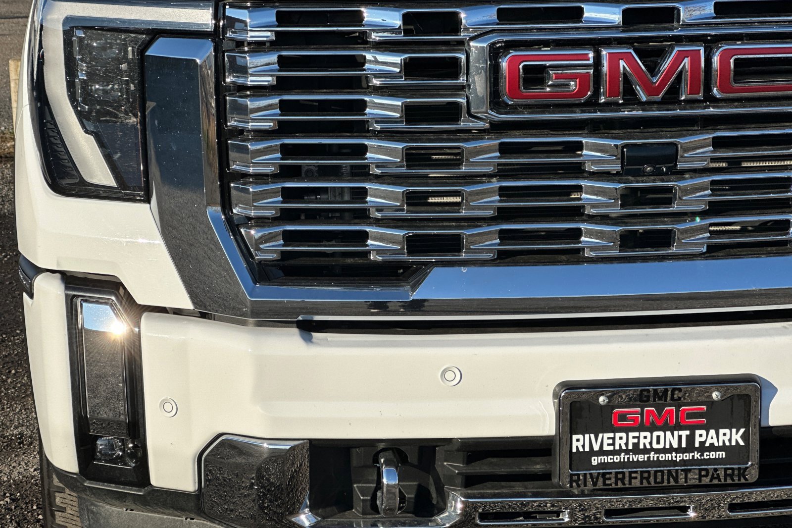 Used 2024 GMC Sierra 3500 Denali w/ Denali Reserve Package image 44