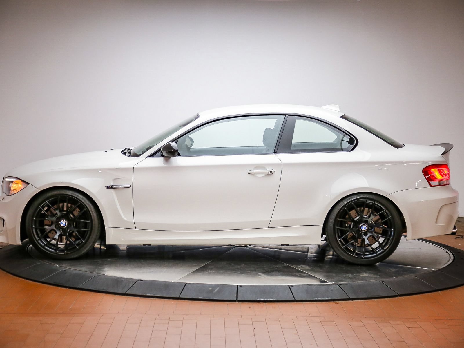 Used 2011 BMW 1 Series M RWD image 2