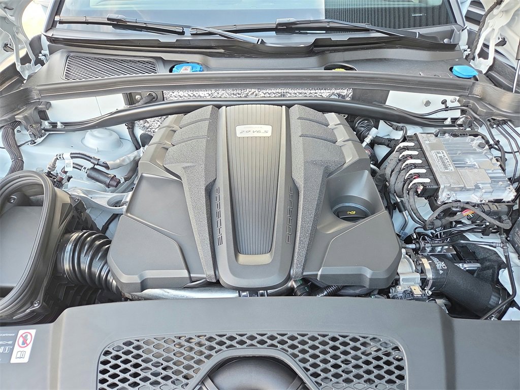 New 2026 Porsche Macan S image 32
