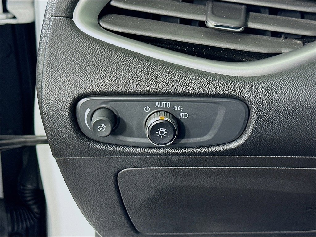 Used 2024 Chevrolet Malibu LT image 20