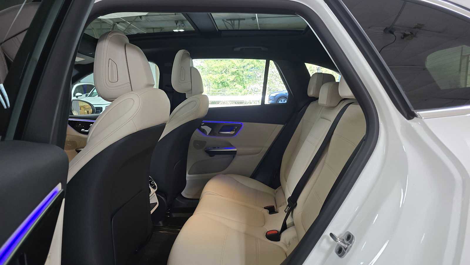 Used 2026 Mercedes-Benz GLC 300 4MATIC image 16