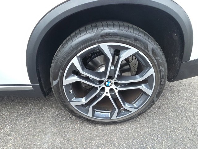 Used 2023 BMW X5 xDrive40i w/ Executive Package image 8