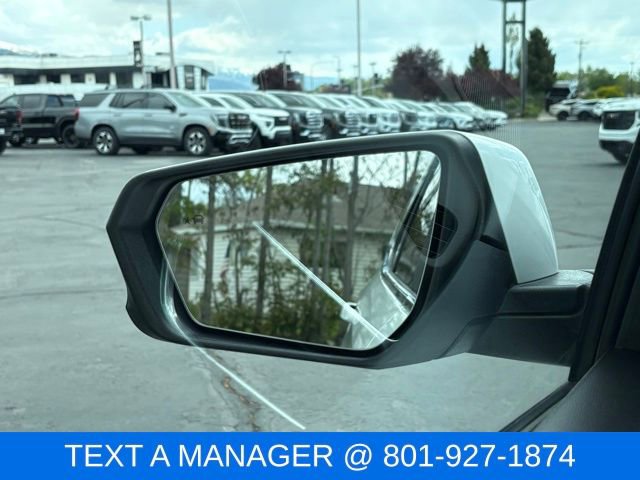 Used 2024 Chevrolet Equinox LT AWD/4WD image 24