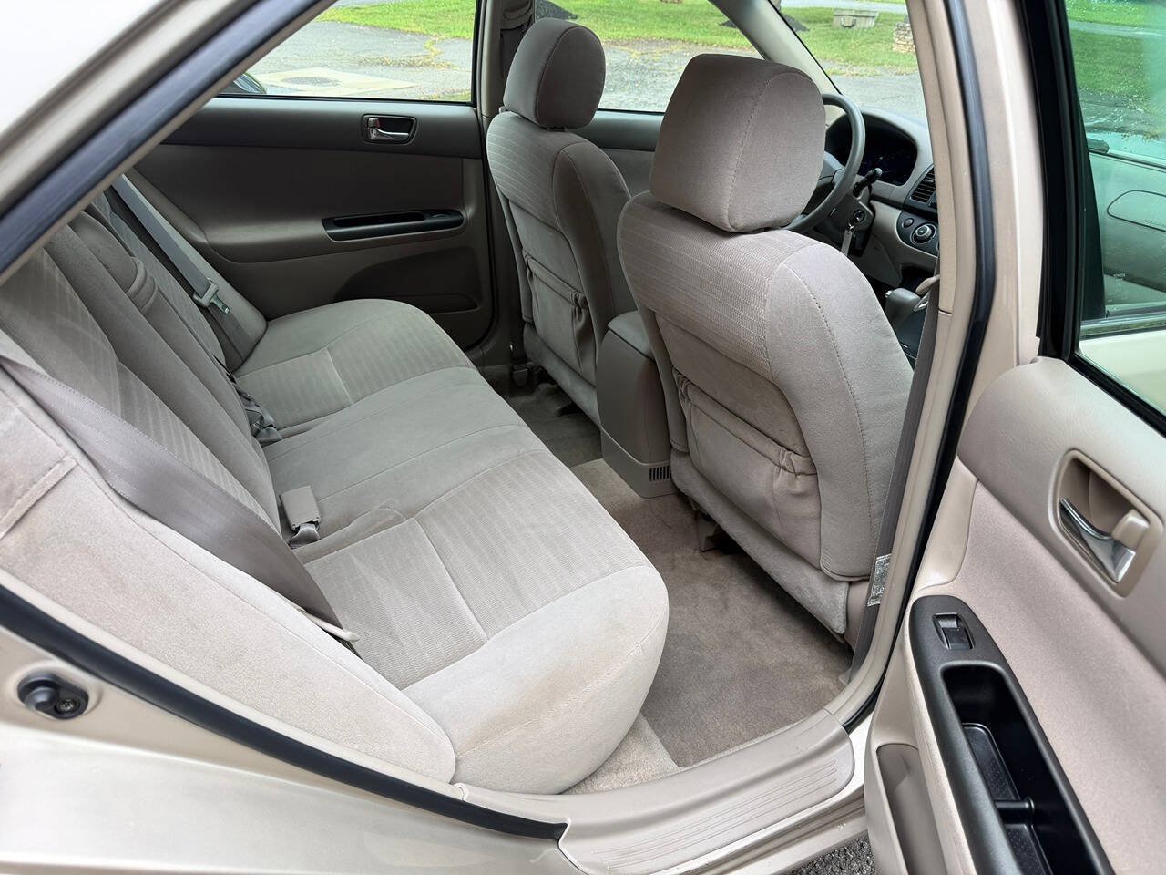 Used 2006 Toyota Camry LE FWD image 24