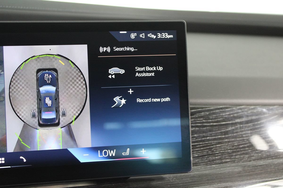 Used 2024 BMW i7 xDrive60 AWD/4WD image 20