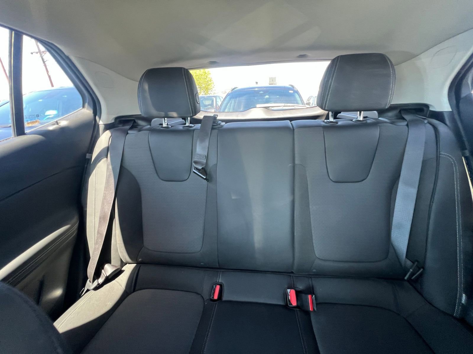Used 2025 Buick Encore GX Preferred FWD image 38