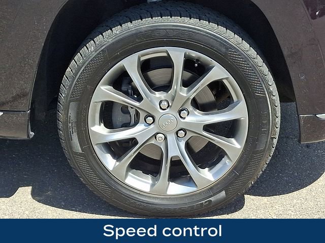 Used 2020 Jeep Grand Cherokee Summit AWD/4WD image 28
