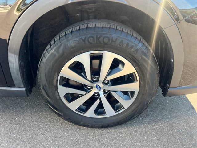 Used 2020 Subaru Outback Premium AWD/4WD image 10