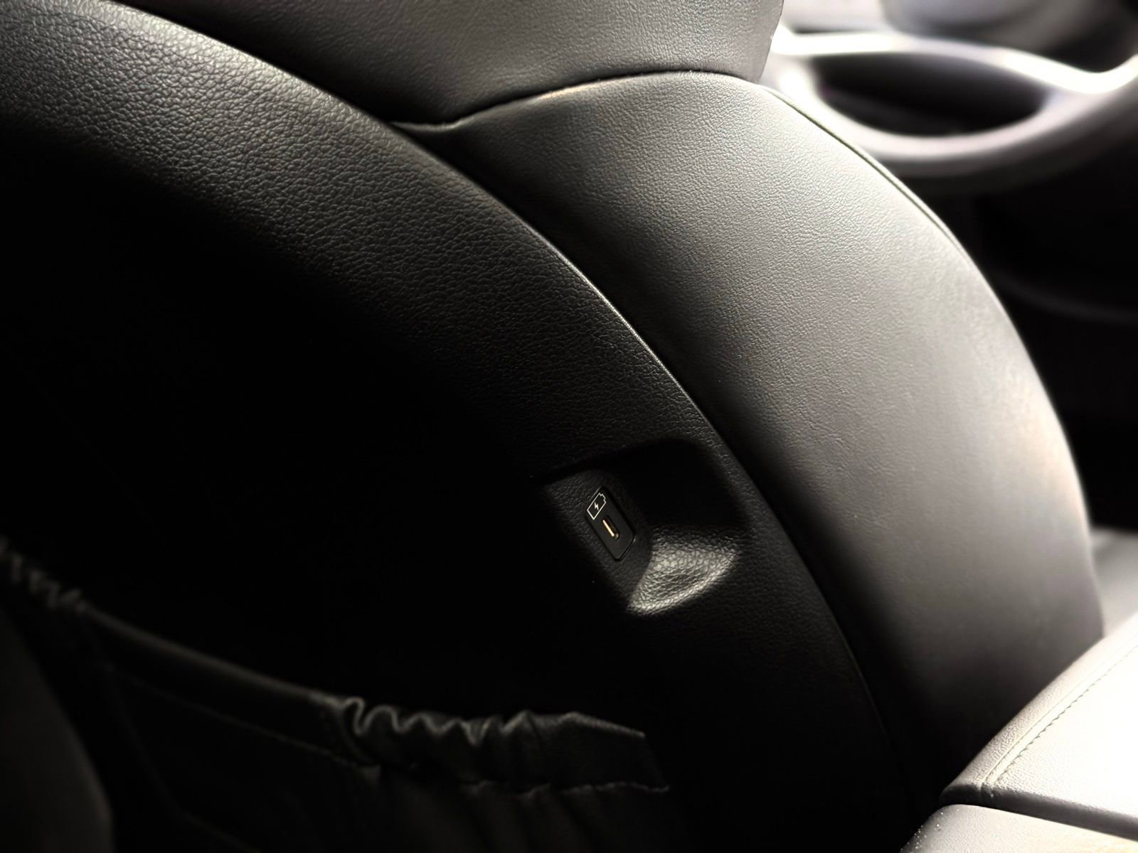 Used 2024 Hyundai Palisade Calligraphy image 26