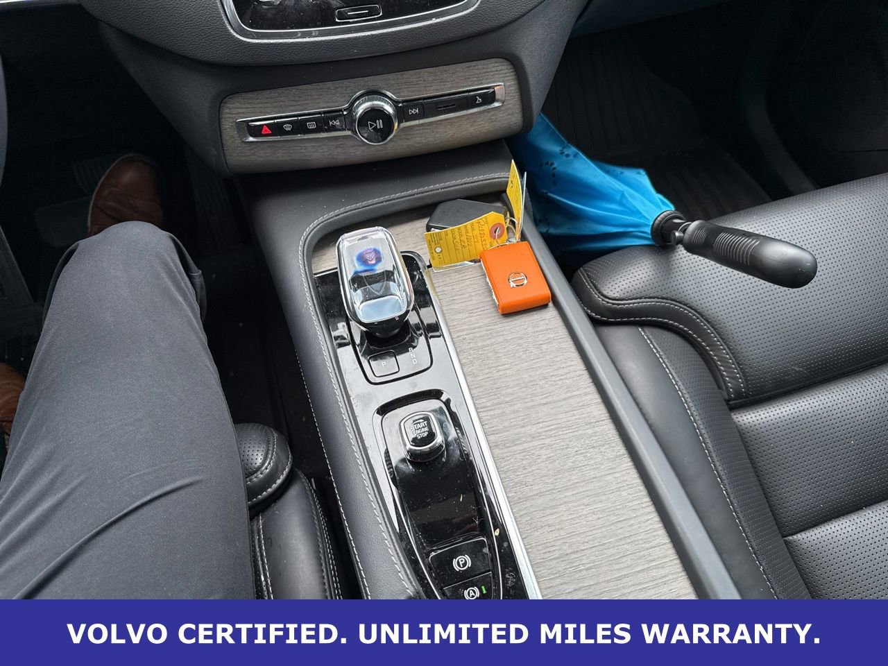 Certified 2023 Volvo XC90 B6 Ultimate w/ Protection Package Premier AWD/4WD image 27