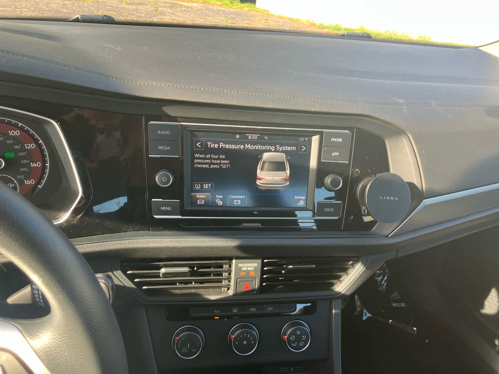 Used 2020 Volkswagen Jetta SE image 13