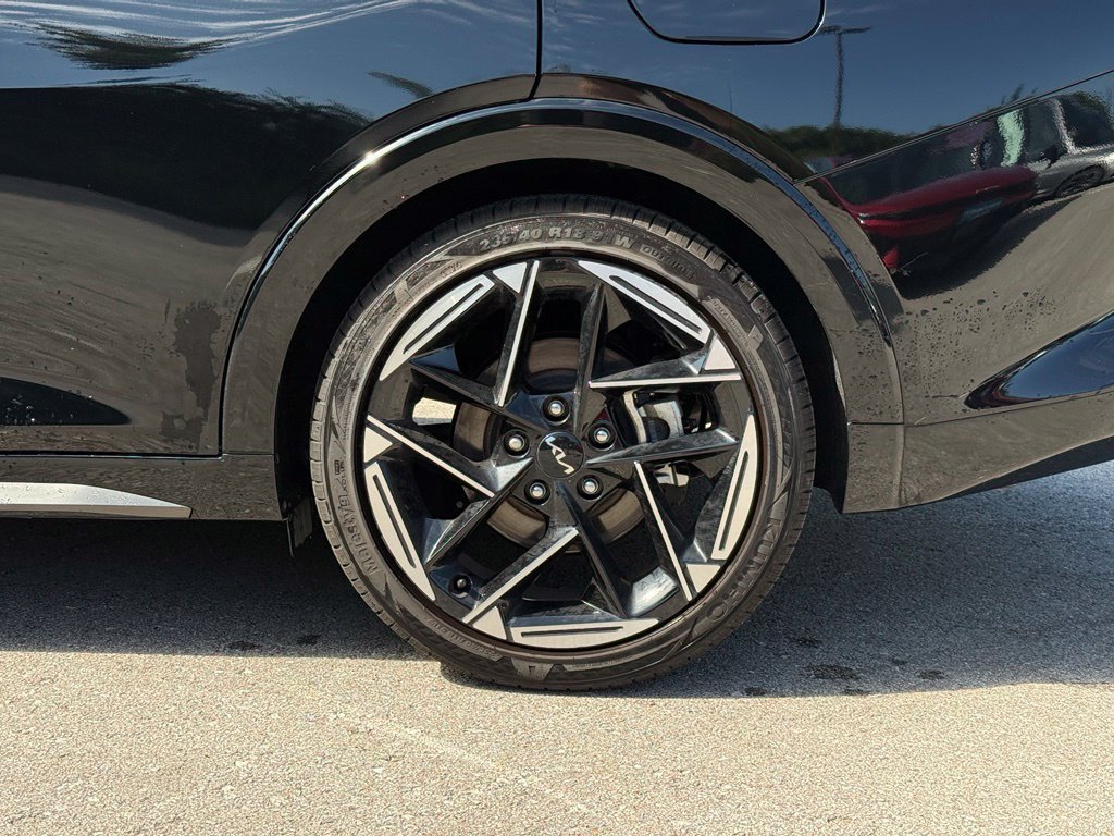 Used 2025 Kia K4 GT-Line w/ GT-Line Premium Package FWD image 5