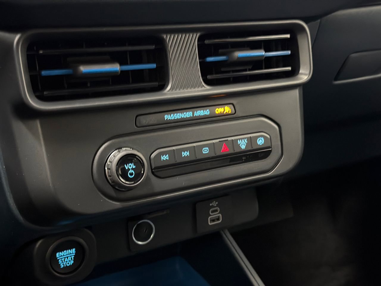 New 2026 Ford Maverick XLT w/ XLT Luxury Package image 26