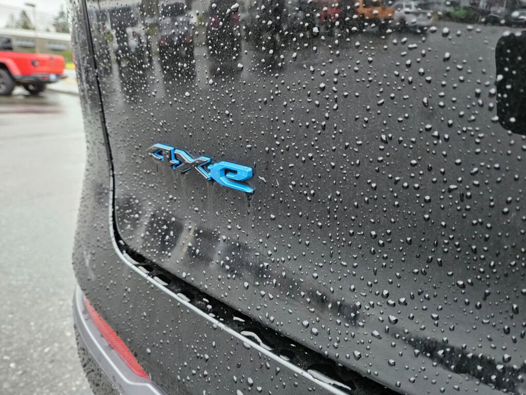 Used 2024 Jeep Wagoneer Launch Edition image 11