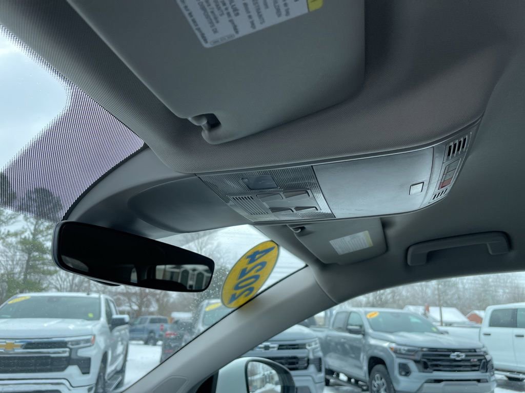 Used 2024 Volkswagen Taos SE image 22